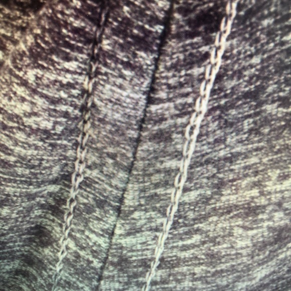 Lululemon rehearsal long sleeve in heathered black swan - Picture 6 of 9